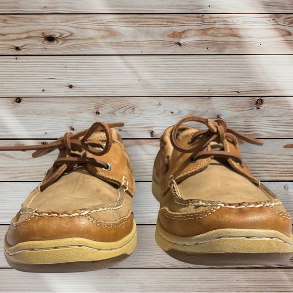 Tommy Bahama Men's Captain Sz 11M Tan Leather Boat Shoes - Picture 2 of 9